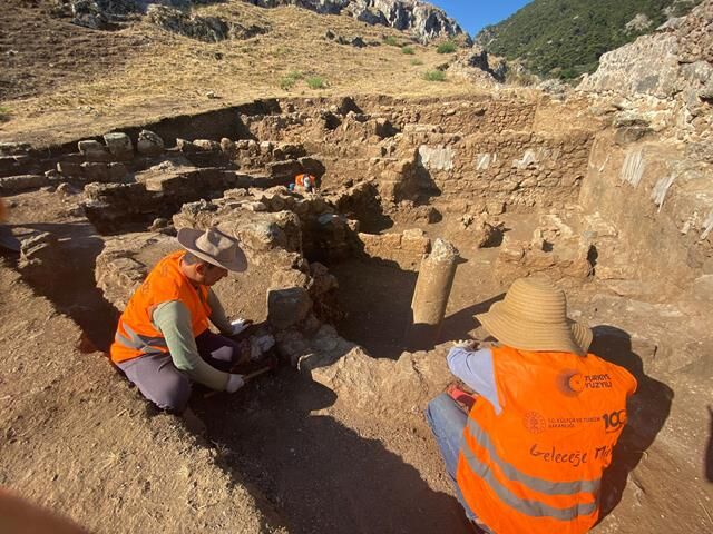 Fethiye Kalesi Kazılarında ‘Şapel’ Ortaya Çıkarıldı