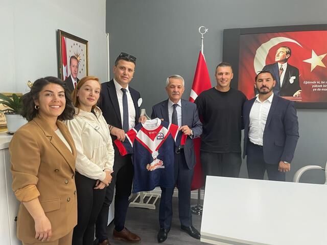 Fethiye Kaymakamı Ertaş'tan Türkiye İkincisi Takıma Tebrik