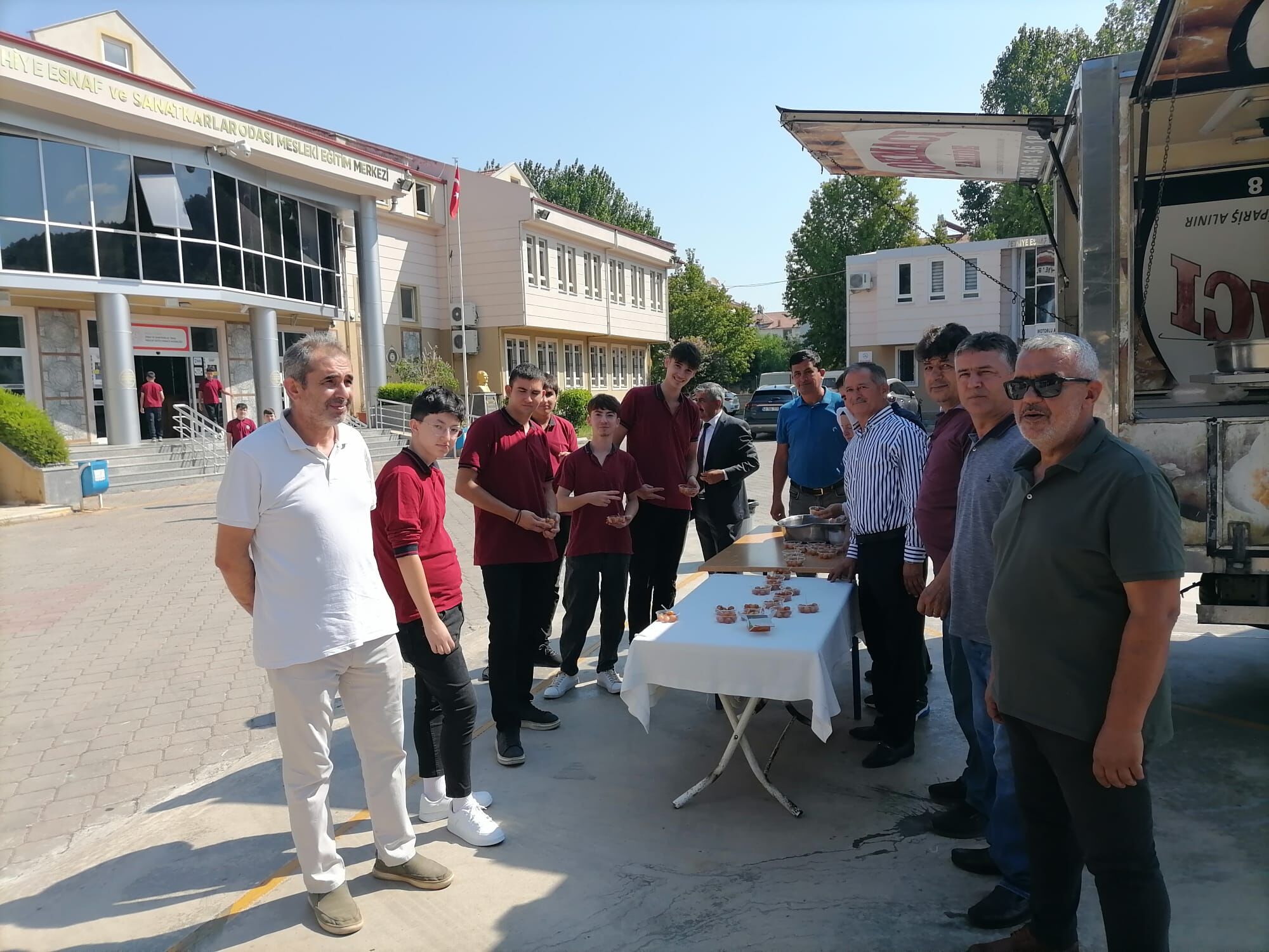 Fethiye Mesleki Eğitim Merkezi’nde Yeni Eğitim Yılı Lokma Hayrı İle Başladı