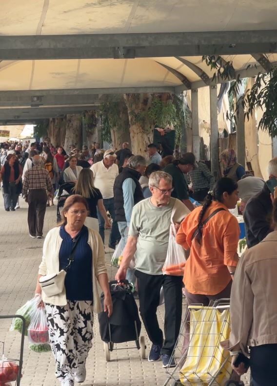Fethiye Salı Pazarı Fiyatları İle İstanbul Semt Pazarı Fiyatlarını Karşılaştırdık