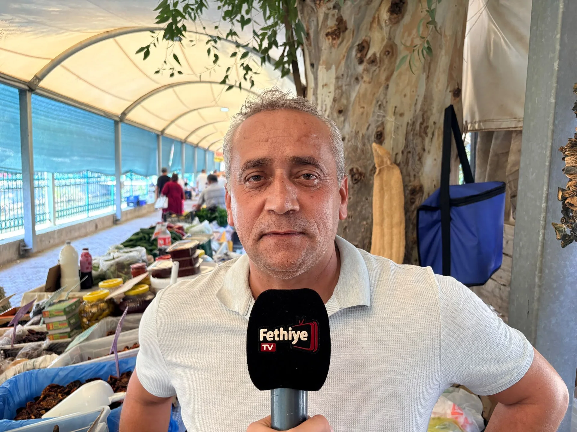Fethiye Salı Pazarında Alışveriş Zayıf: “Fiyatlar Çok İyi Ama Sürüm Yok”