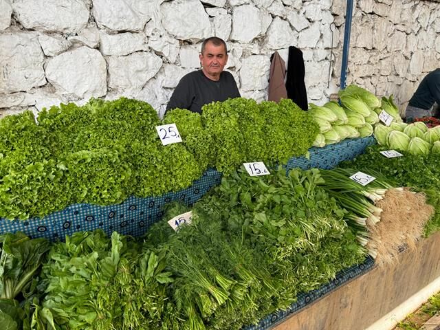 Fethiye Salı Pazarında Bahar Hareketliliği