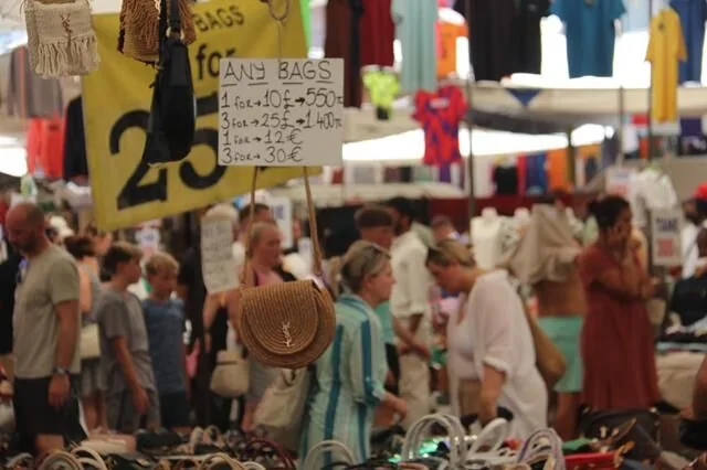 Fethiye Salı Pazarı’nda Kalabalık Var, Satış Yok