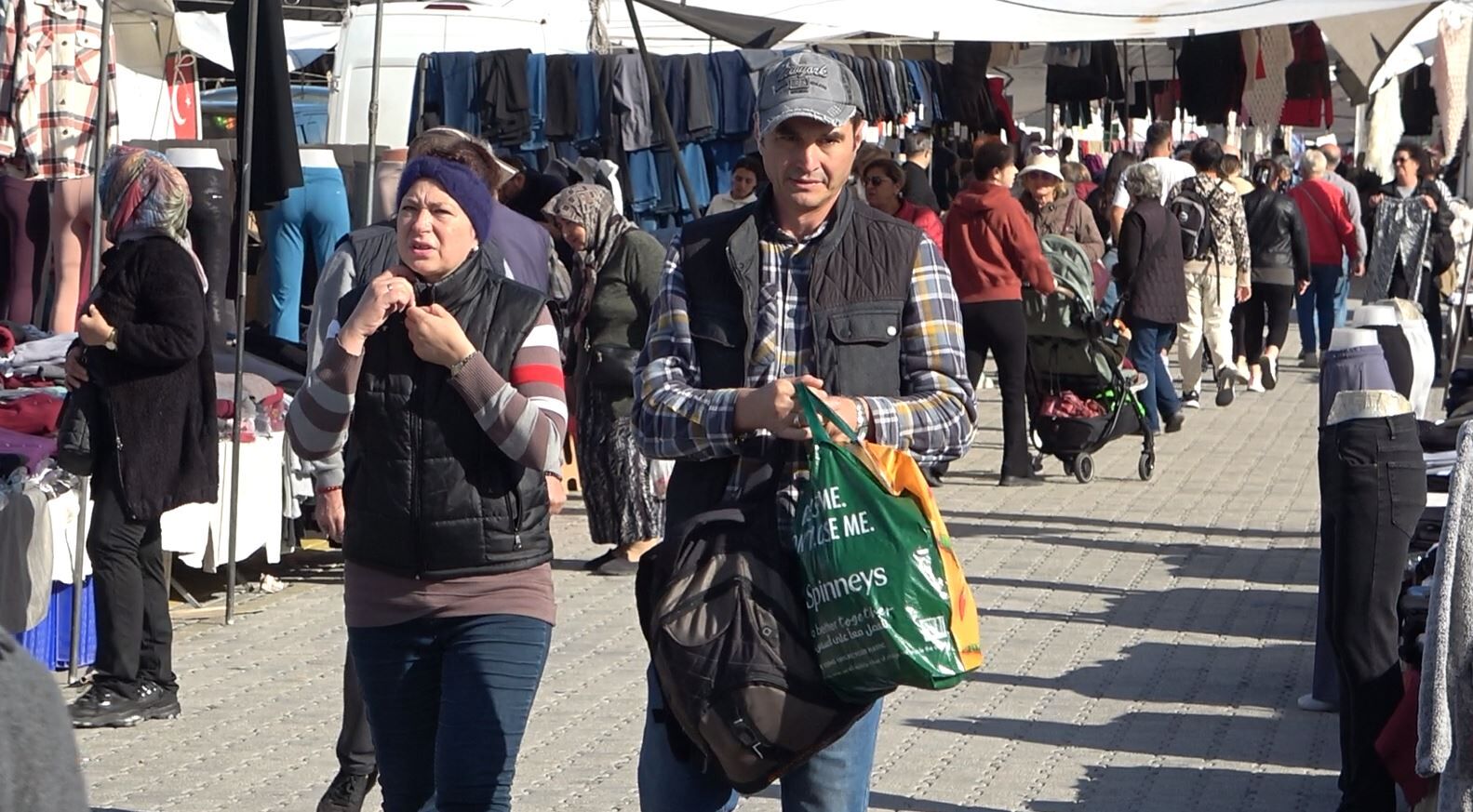 Fethiye Salı Pazarı’nda Kış Sezonu Başladı