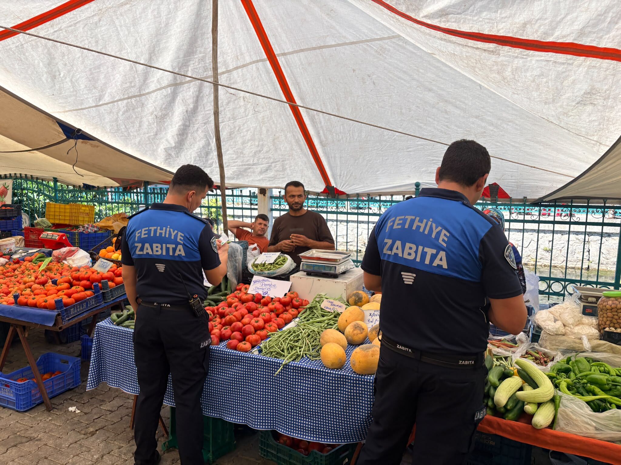 Fethiye Üretici Pazarı’nda Sıkı Denetim