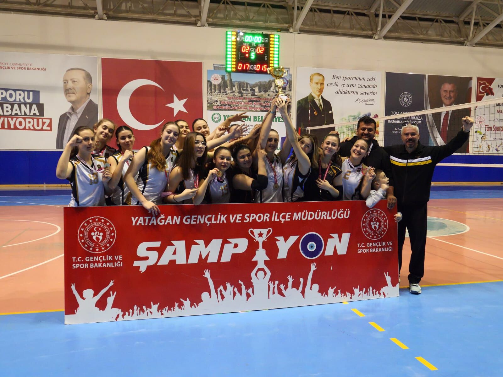 Fethiye Zirvespor Kulübü Yıldız Kız Takımı Bölge Şampiyonası’nda
