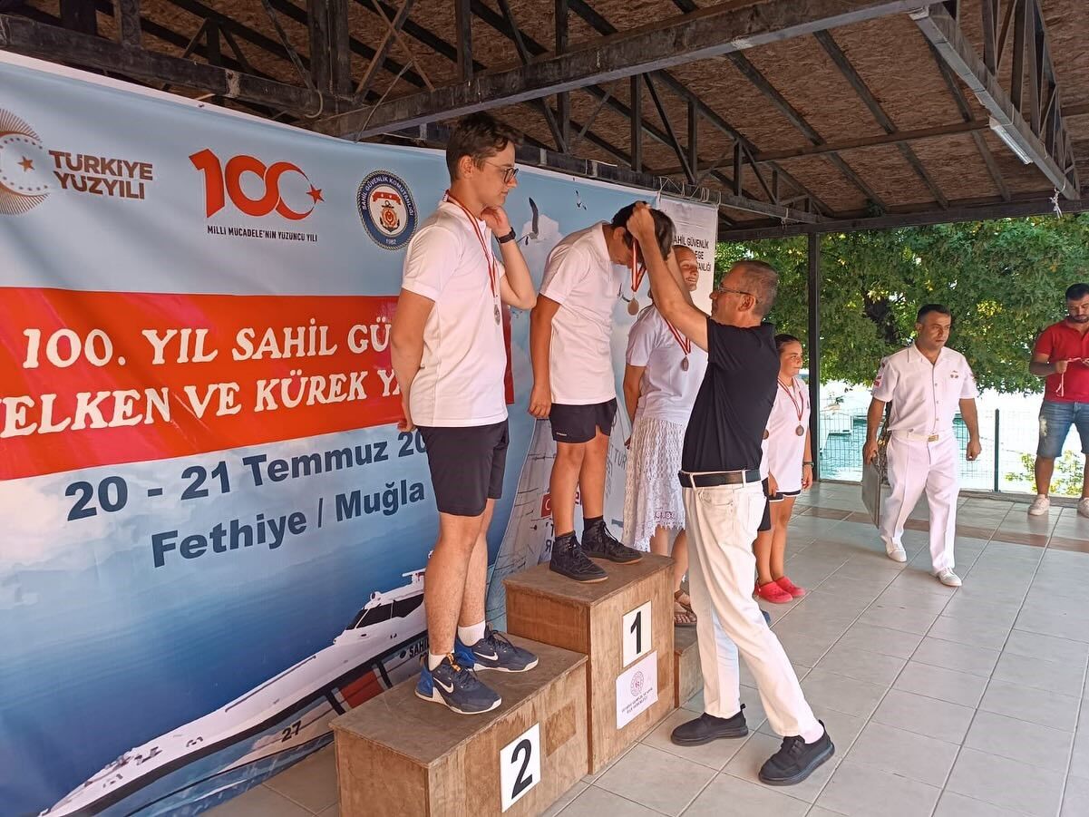 Fethiye'de 100. Yıl Sahil Güvenlik Kupası Yelken Ve Kürek Yarışları Düzenlendi