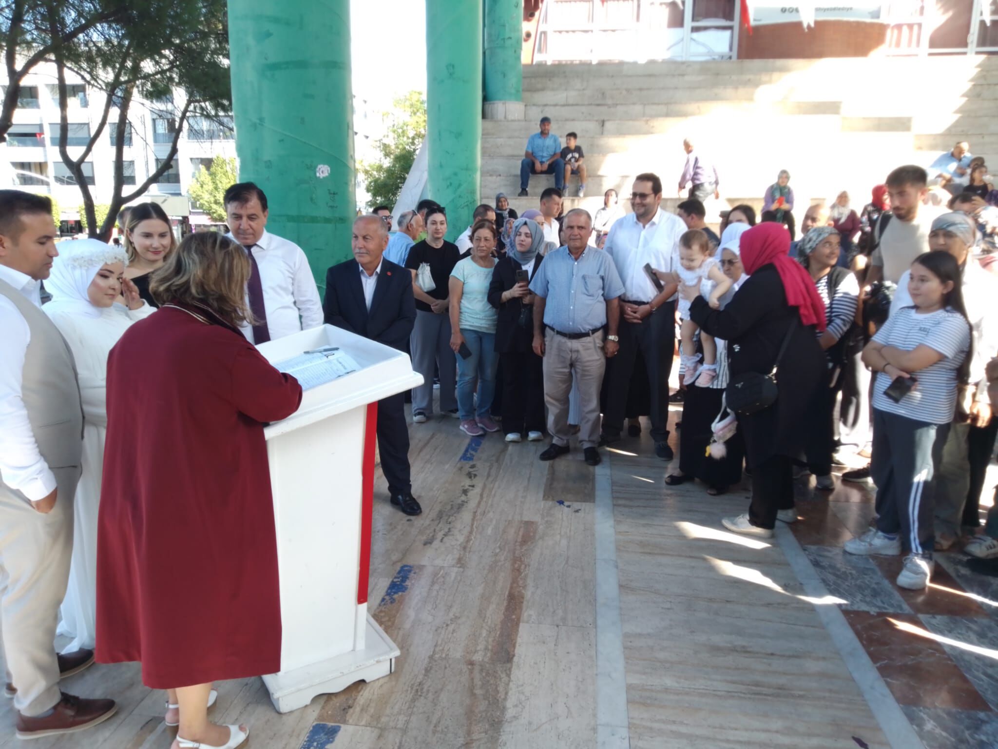Fethiye'de '10.10.2024' Nikah Çılgınlığı