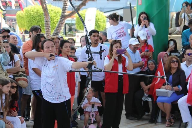 Fethiye’de 19 Mayıs Coşkusu Tören ve Etkinliklerle Kutlandı