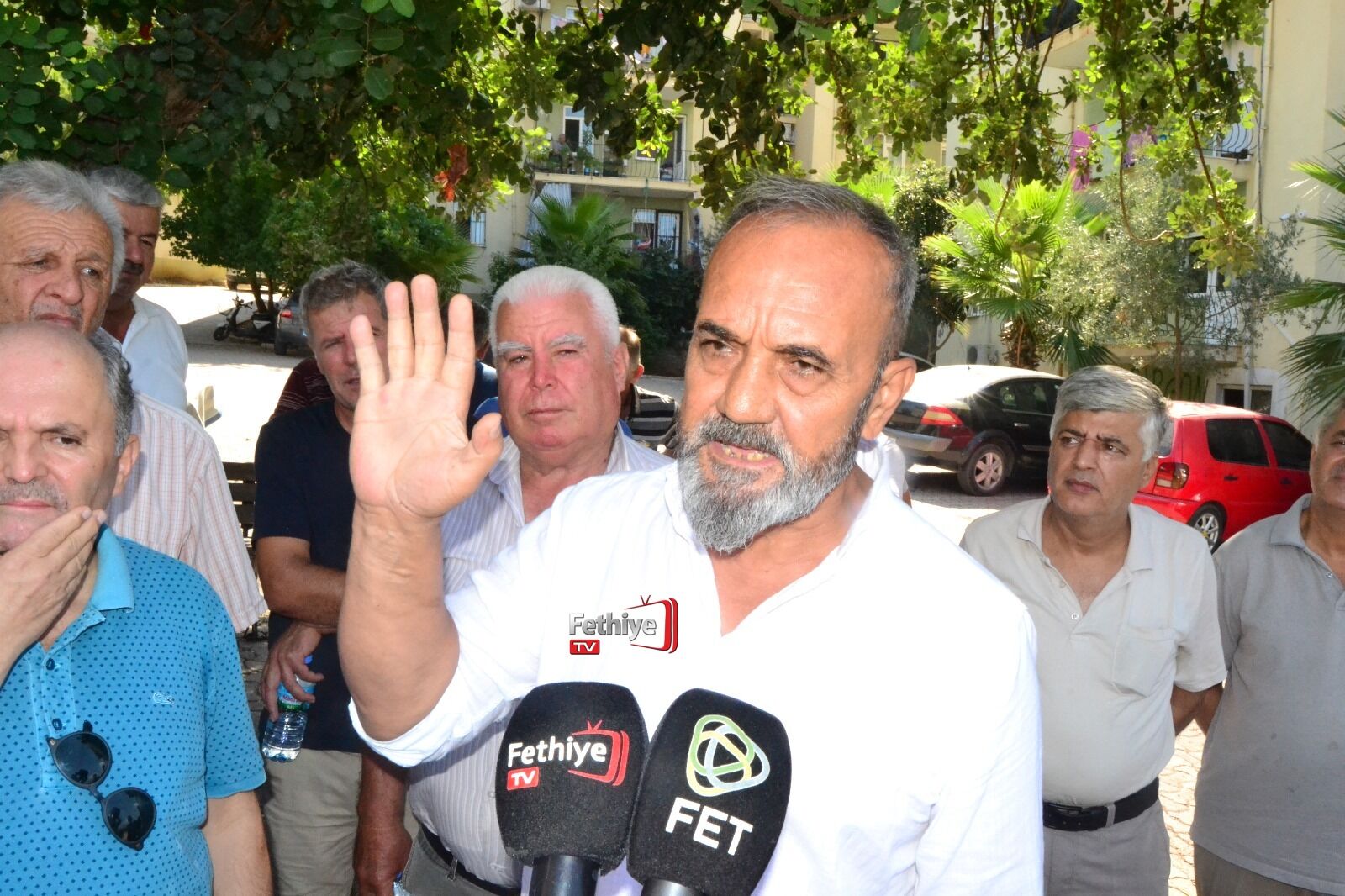 Fethiye’de 350 Kişinin Yaşadığı Sitede Tapu ve Elektrik Krizi
