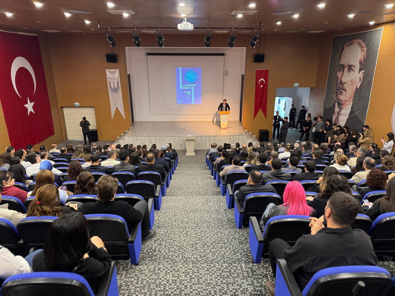 Fethiye'de 8. Kariyer Günü Etkinliğinde, Öğrencilere Turizm Sektörü Anlatıldı