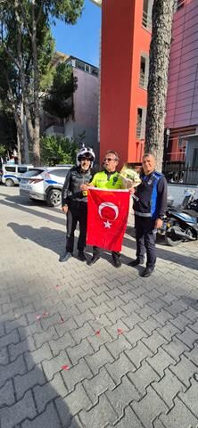 Fethiye’de 8 Yıl Görev Yapan Trafik Polisi Hayrullah Kılıç Emekli Oldu