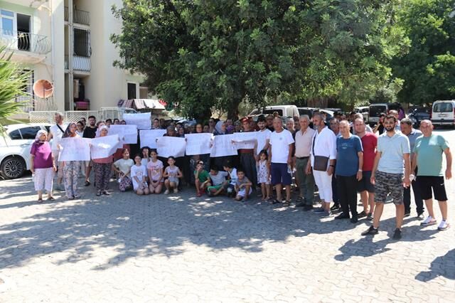 Fethiye'de 80 Dairenin Bulunduğu Sitenin Elektriği Ve Suyu Kesildi