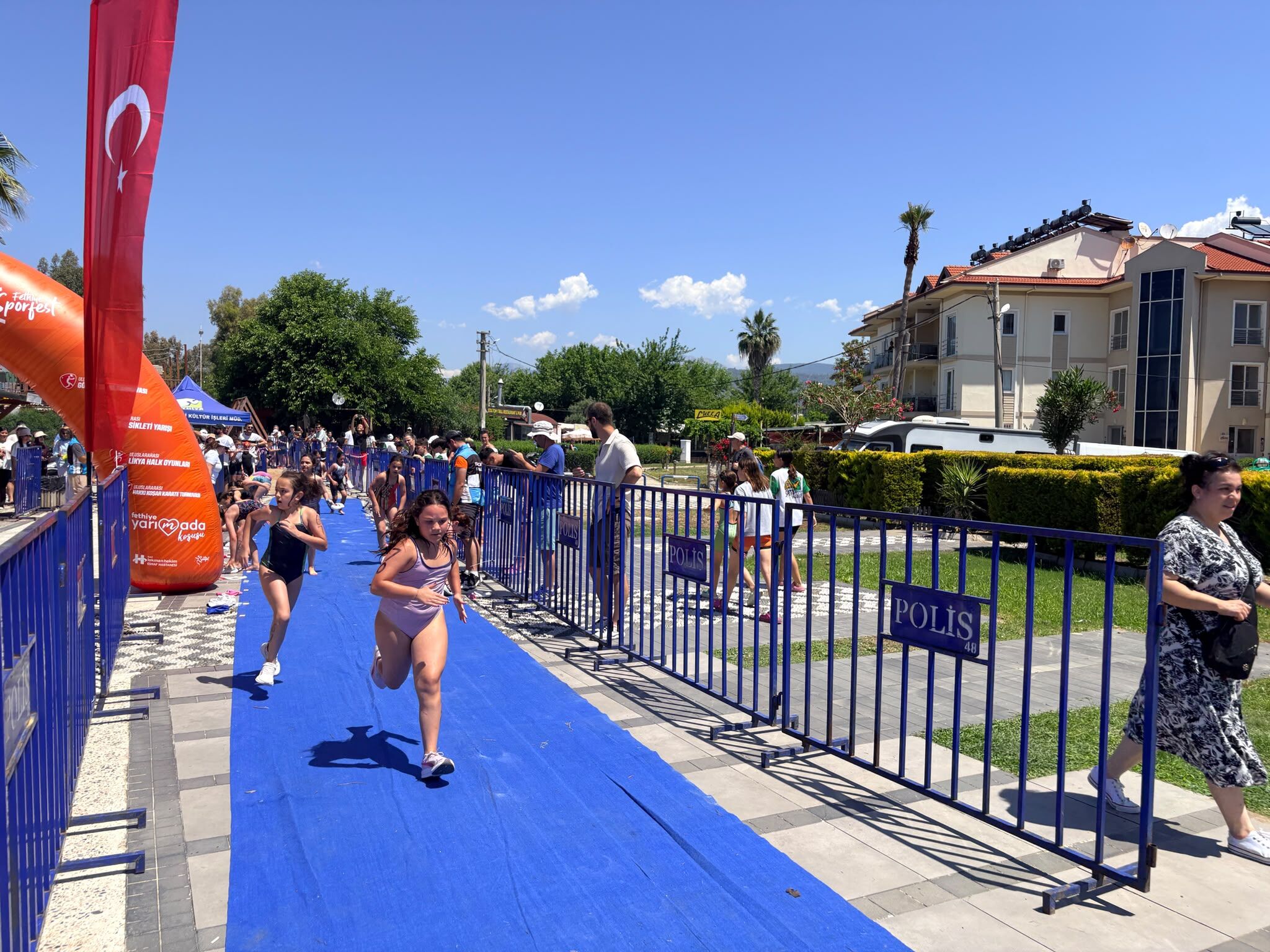 Fethiye’de Aquatlon Bölge Şampiyonası Start Aldı