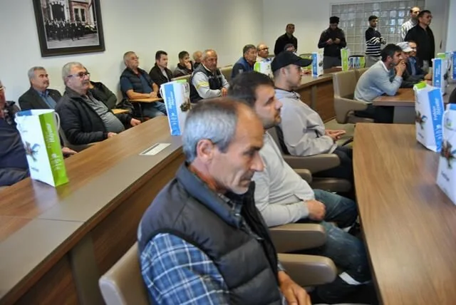 Fethiye’de Arıcılara Körük Dağıtıldı