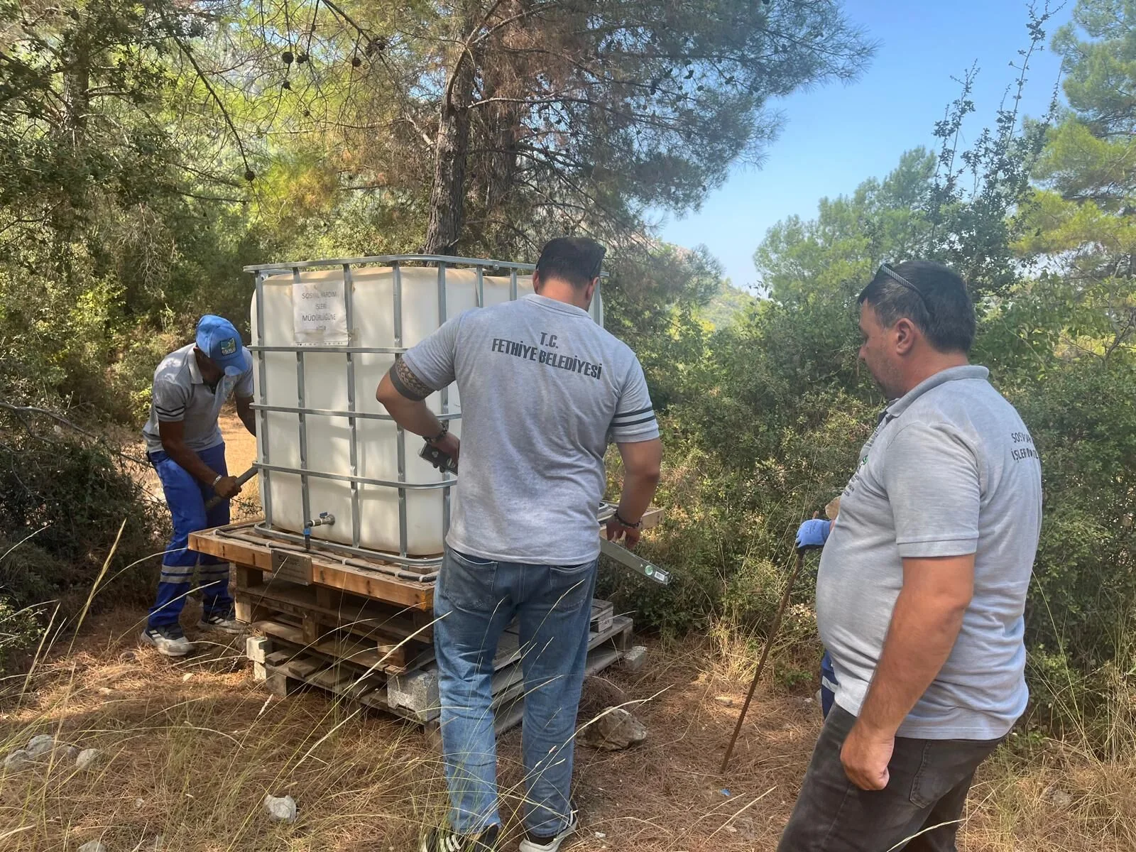 Fethiye’de Arılar İçin Su Noktaları Yeni Sezona Hazır