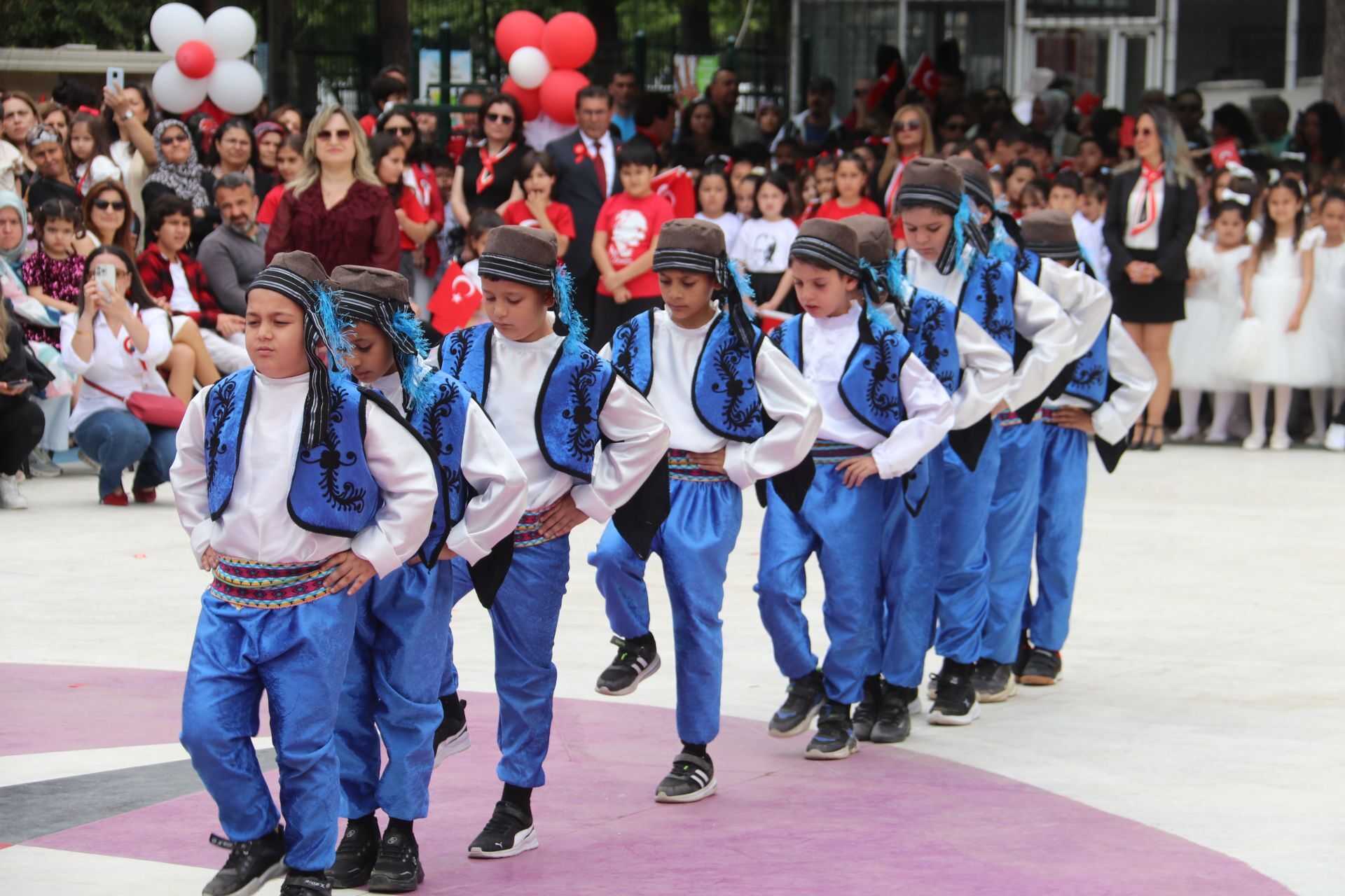 Fethiye’de Atatürk İlkokulu’nda Anlamlı 23 Nisan Kutlaması