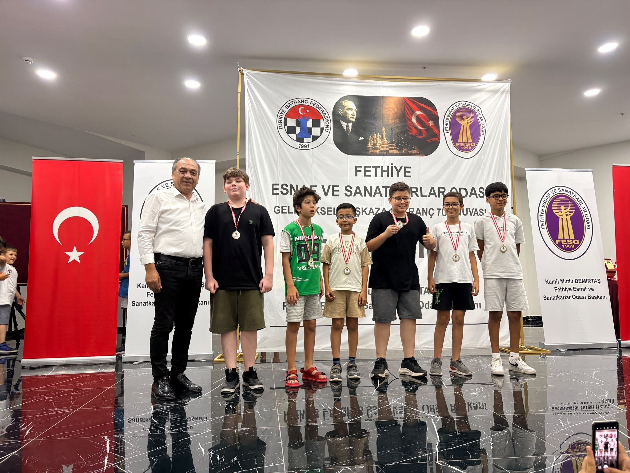 Fethiye’de Beşkaza Satranç Turnuvası Ödül Töreniyle Tamamlandı