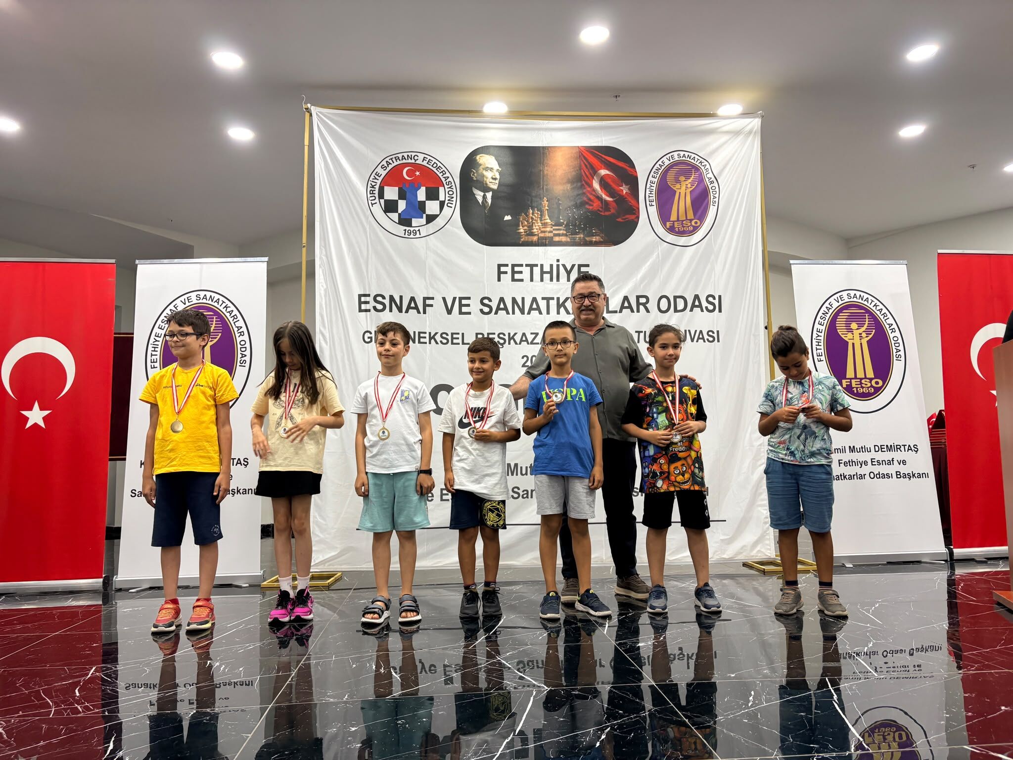 Fethiye’de Beşkaza Satranç Turnuvası Ödül Töreniyle Tamamlandı