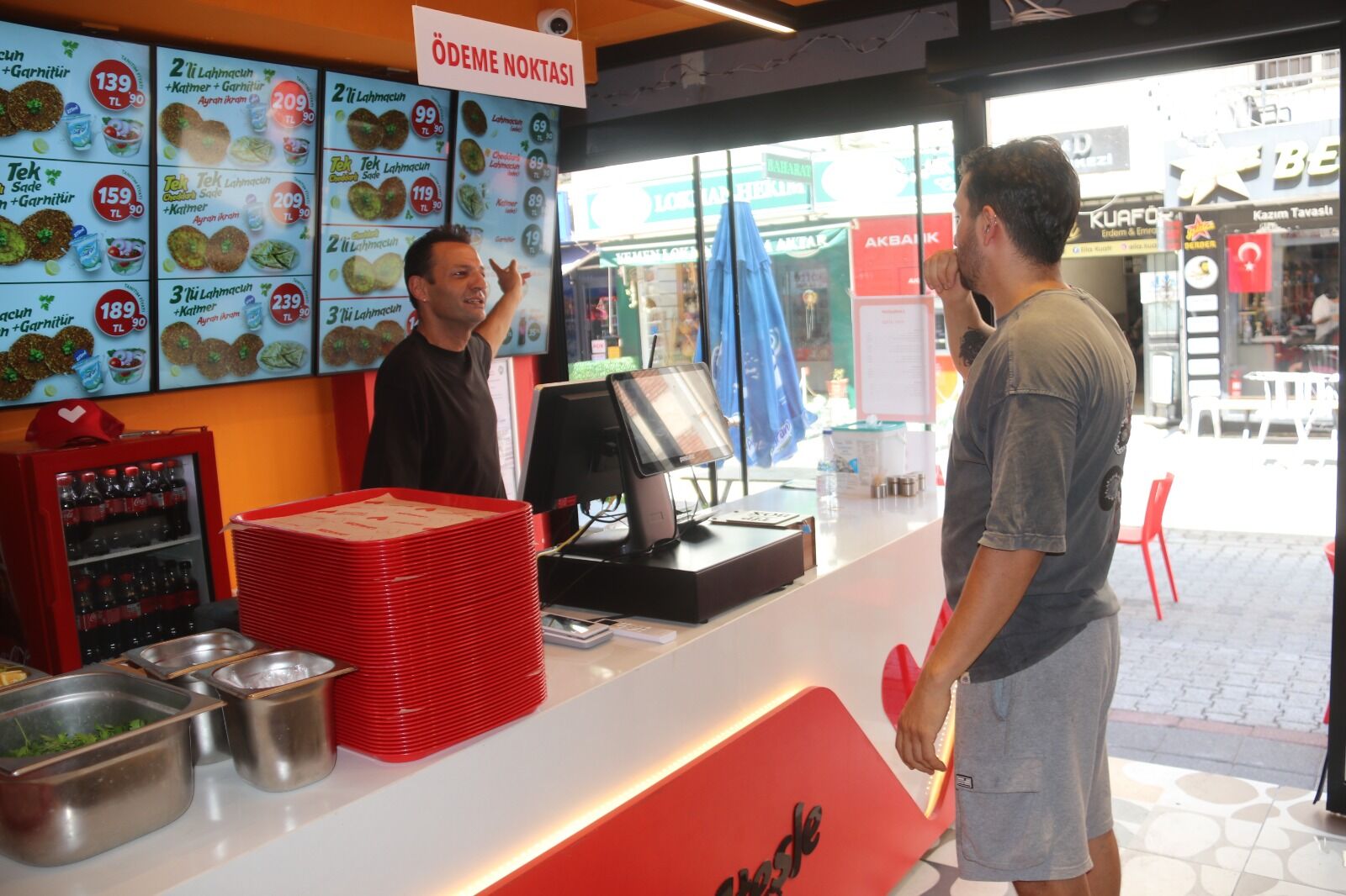 Fethiye’de Bu Lahmacun’un Fiyatına İnanamayacaksınız