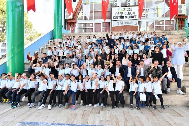 Fethiye’de Çevre İçin Buluştular: Çizdiler, Söylediler, Dans Ettiler!