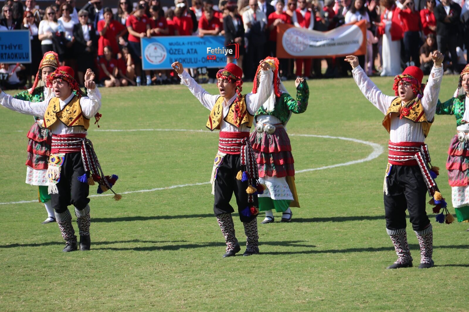 Fethiye’de Cumhuriyet Bayramı Töreni Coşkulu Geçti