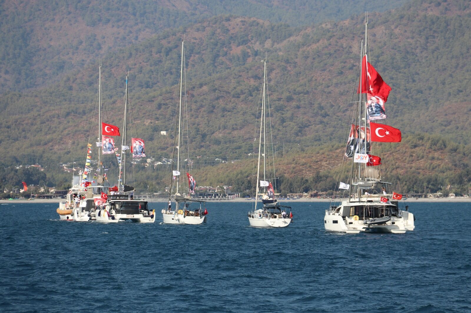 Fethiye’de Cumhuriyet Coşkusu Denizlerde de Yaşandı