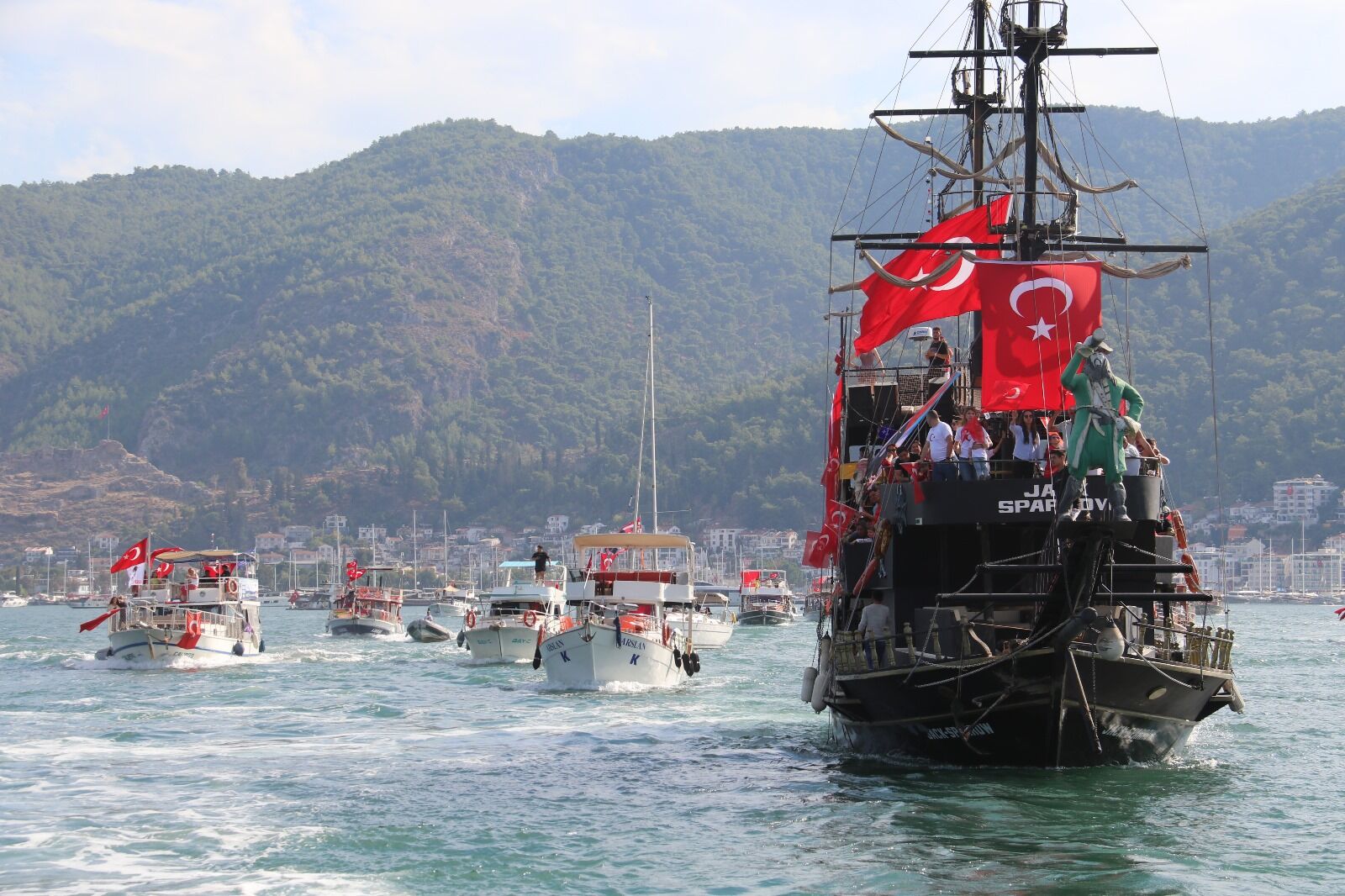 Fethiye’de Cumhuriyet Coşkusu Denizlerde de Yaşandı