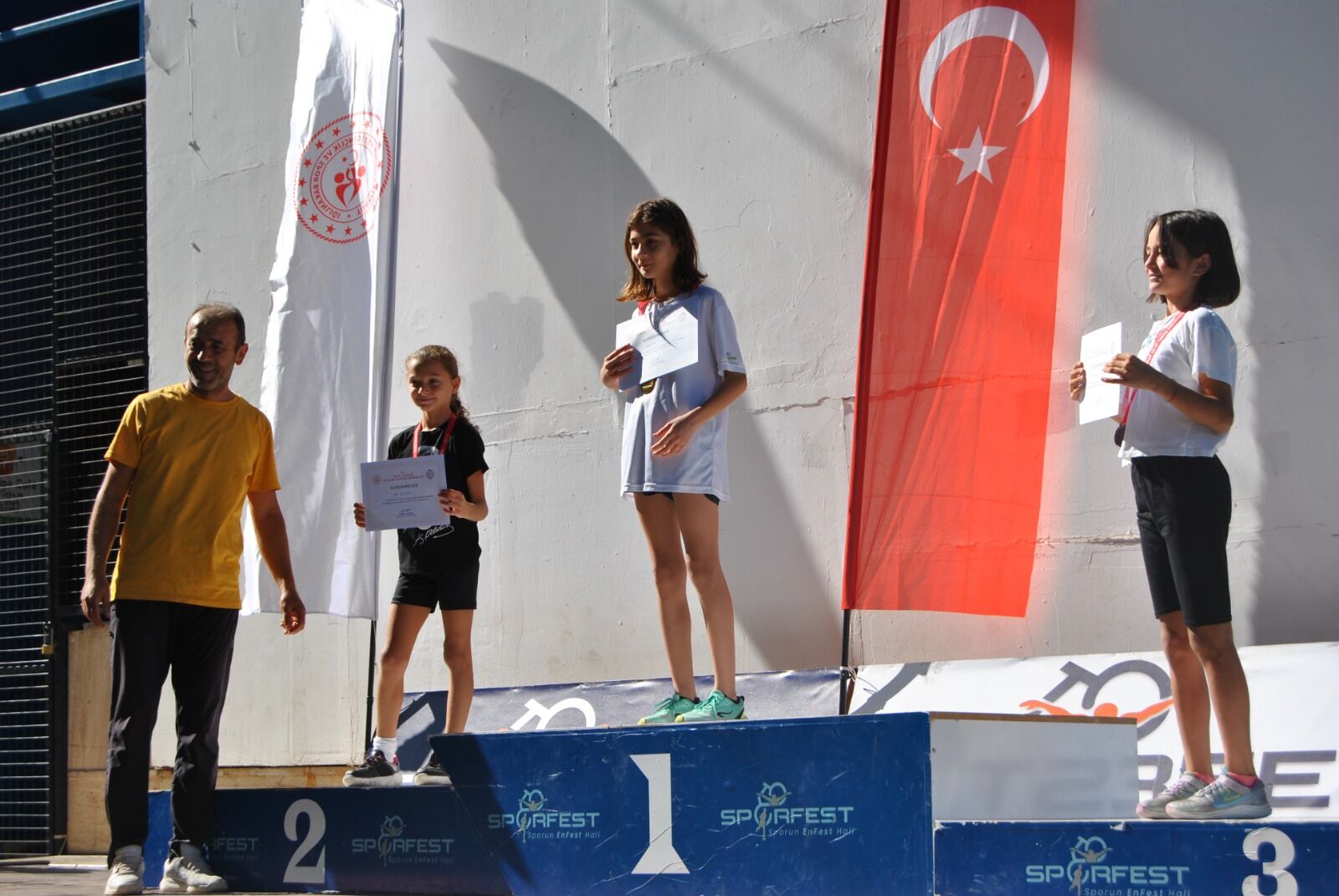 Fethiye’de Cumhuriyetin Çocukları, ‘Cumhuriyetimiz’ İçin Koştu