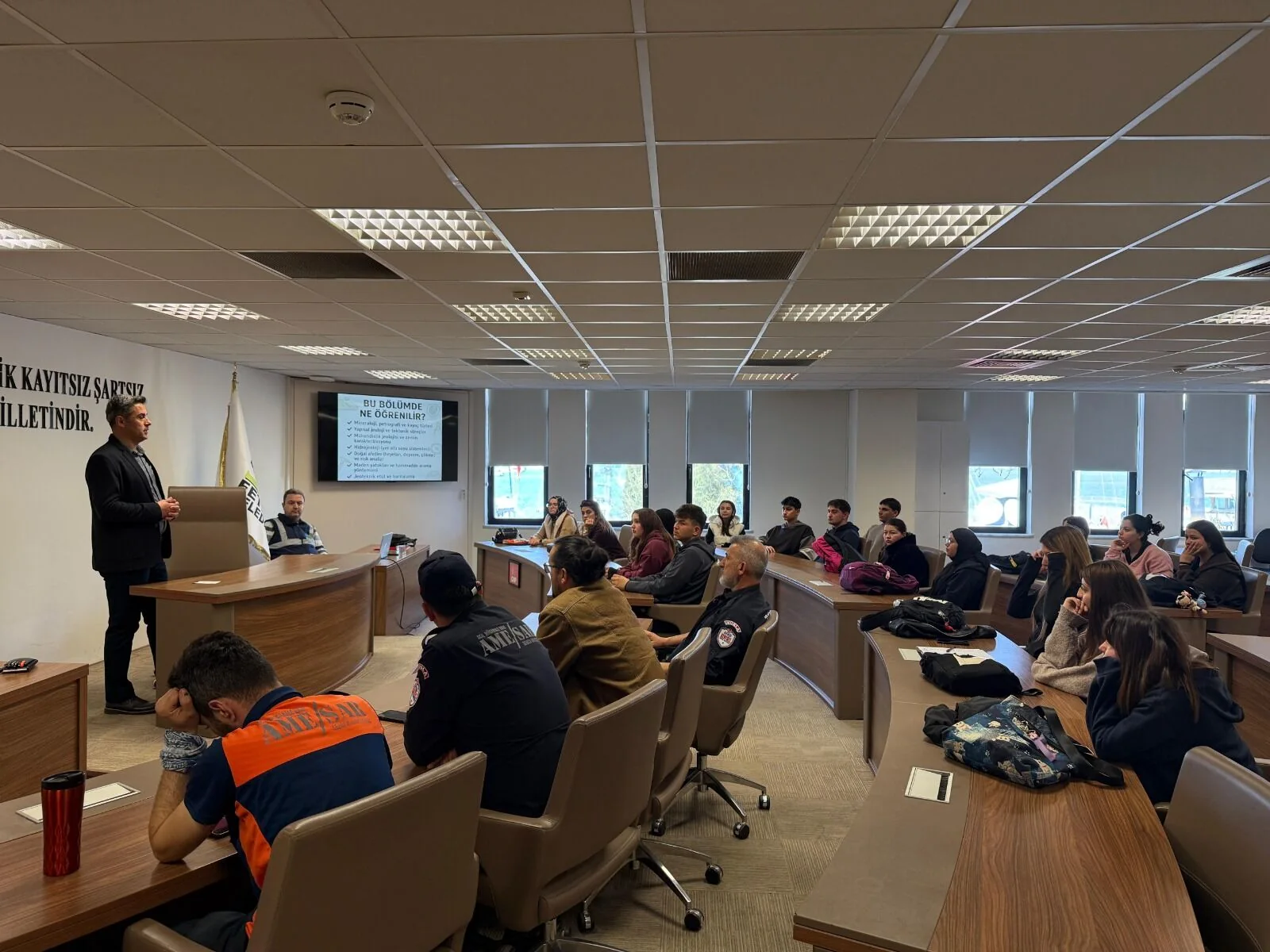 Fethiye’de Deprem Eğitimleri Sürüyor