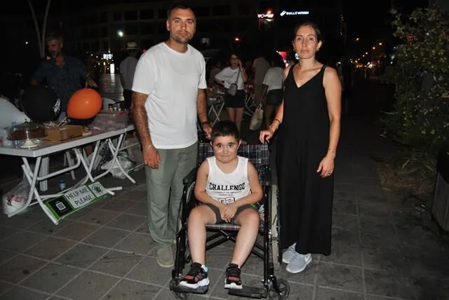 Fethiye'de DMD Hastası Yusuf Eymen İçin Kermes Düzenlendi