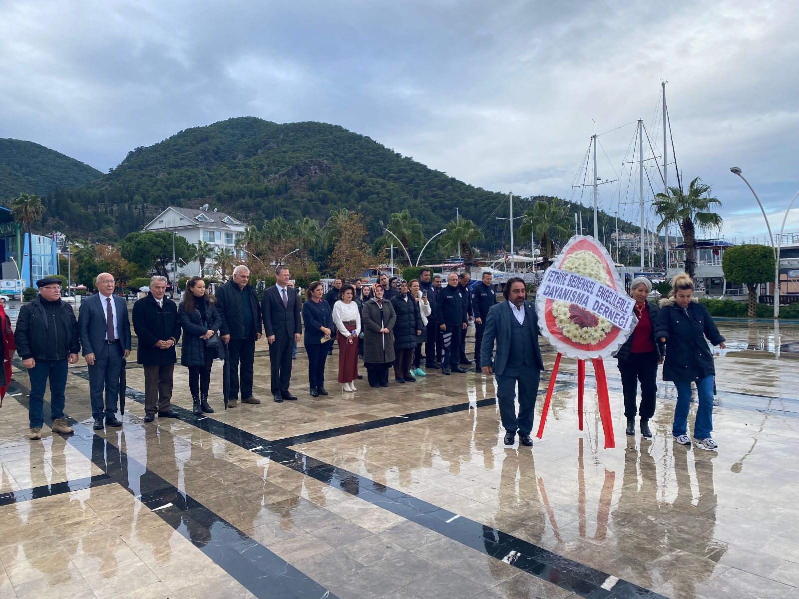 Fethiye'de Dünya Engelliler Günü Çelenk Sunma Töreni Düzenlendi