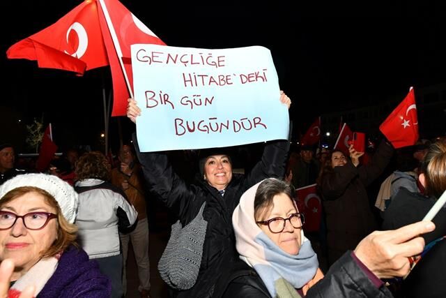 Fethiye’de Ekrem İmamoğlu’na Destek Mitingi Düzenlendi