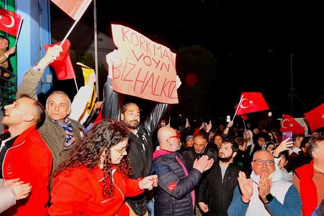 Fethiye’de Ekrem İmamoğlu’na Destek Mitingi Düzenlendi
