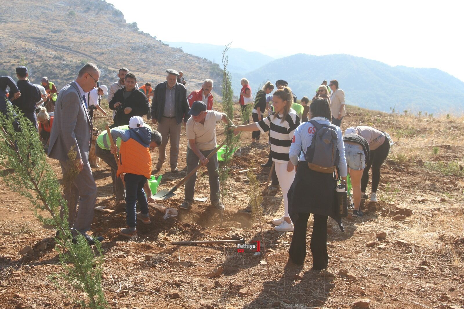 Fethiye’de Geleceğe Nefes İçin 5 Bin Fidan Toprakla Buluştu