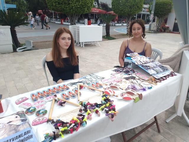 Fethiye'de Geleneksel Anneler Günü Kermesi Kuruldu