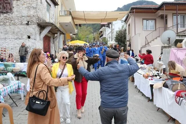 Fethiye’de Geleneksel Festival Coşkusu