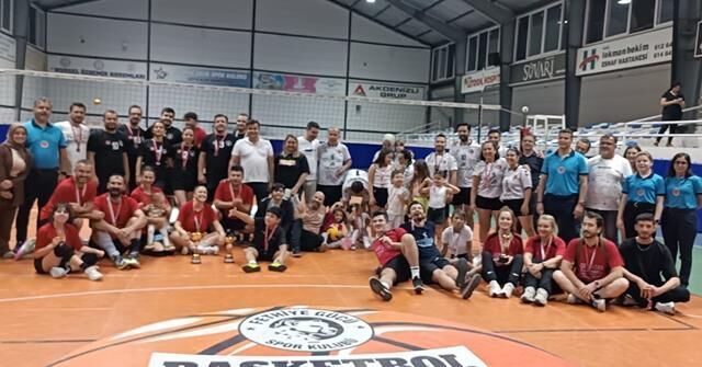 Fethiye'de Gençlik Spor Ve İlçe Müdürlüğü Şampiyon Oldu