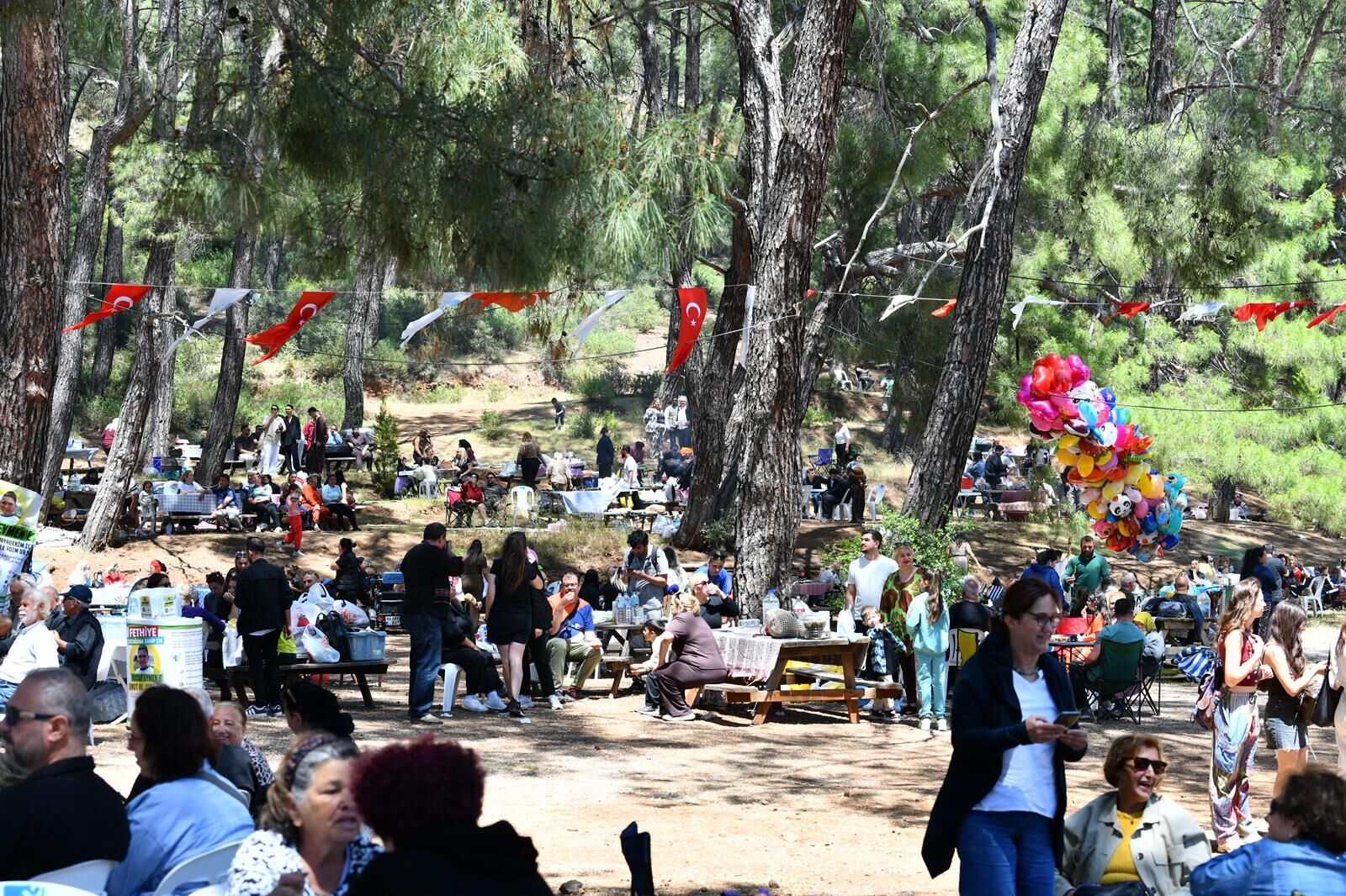 Fethiye’de Hıdrellez Coşkusu Aksazlar Koyu’nda Yaşandı