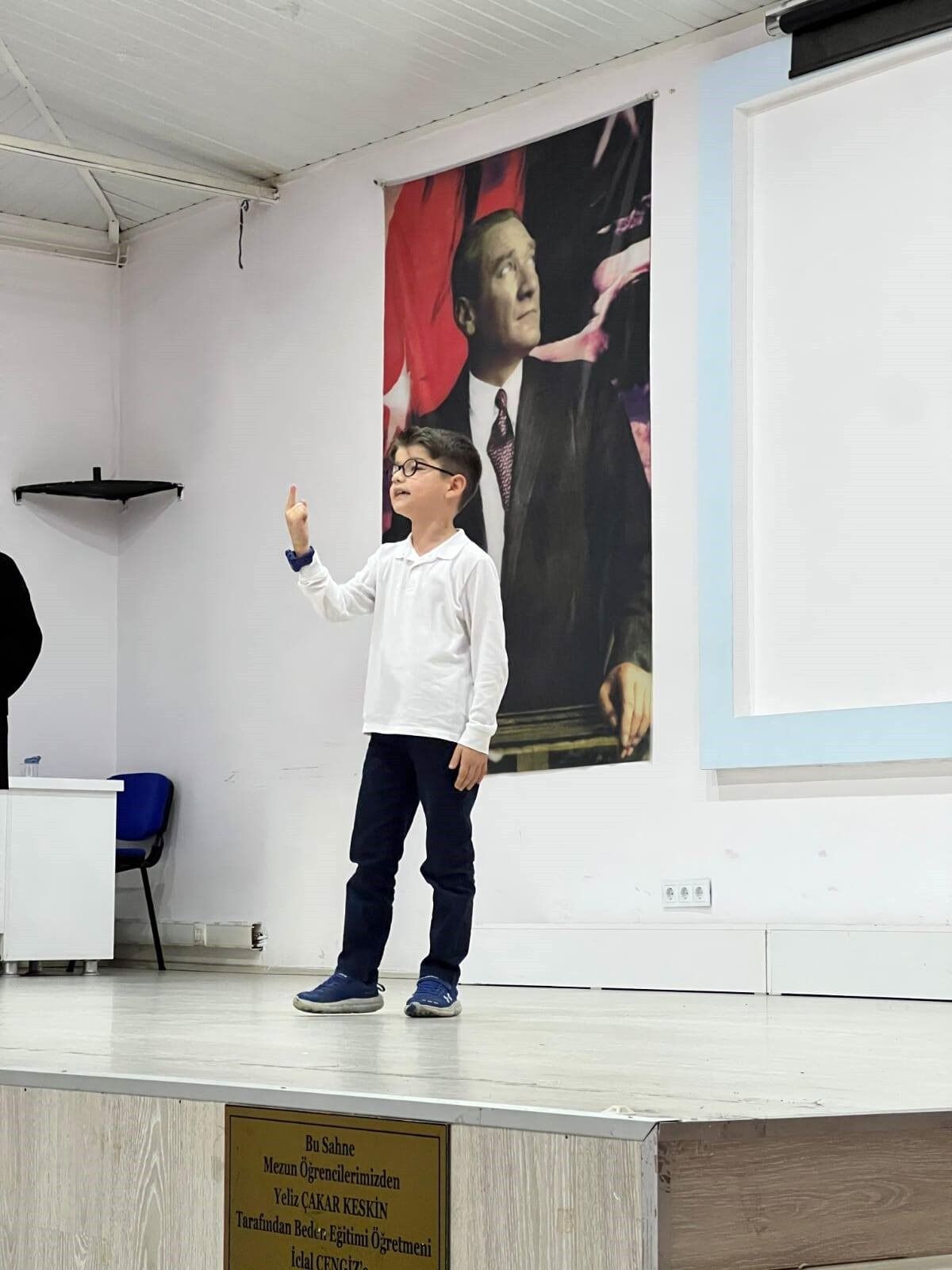 Öğrenciler Ödüllendirildi
