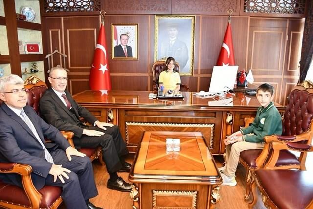 Fethiye’de Kaymakamlık Koltuğunu Öğrenciler Devraldı