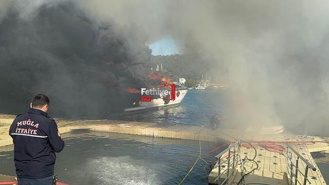 Fethiye'de Korkutan Yangın