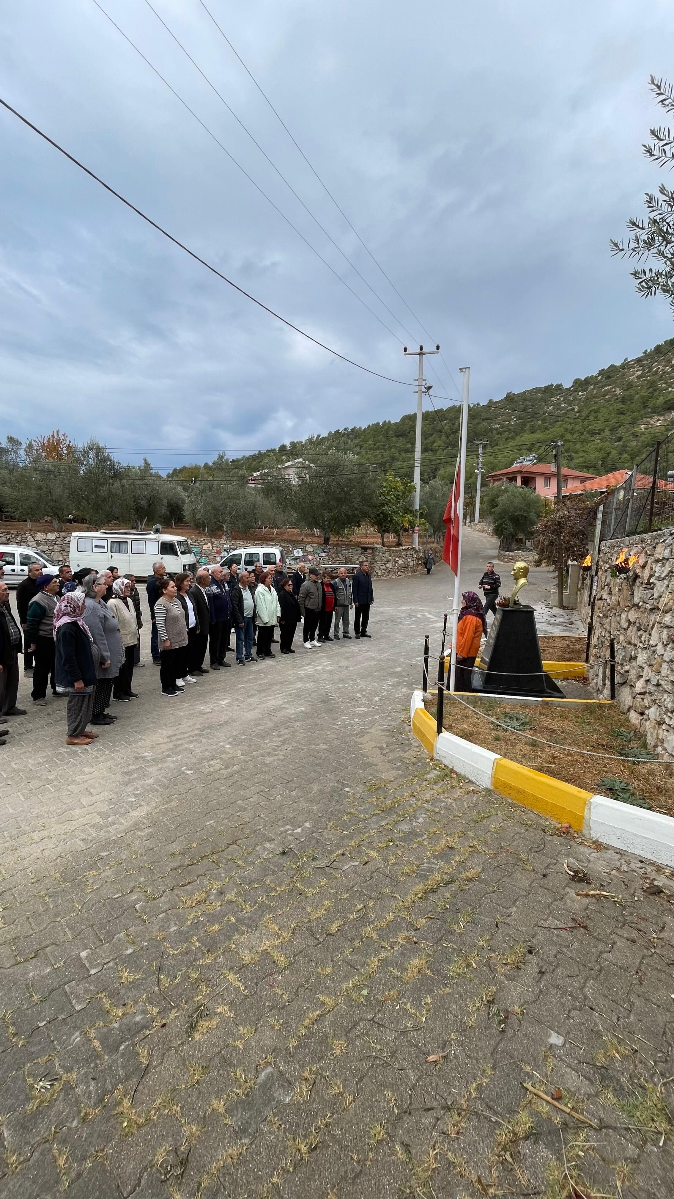 Fethiye'de Köy Halkı Atatürk'ü Andı