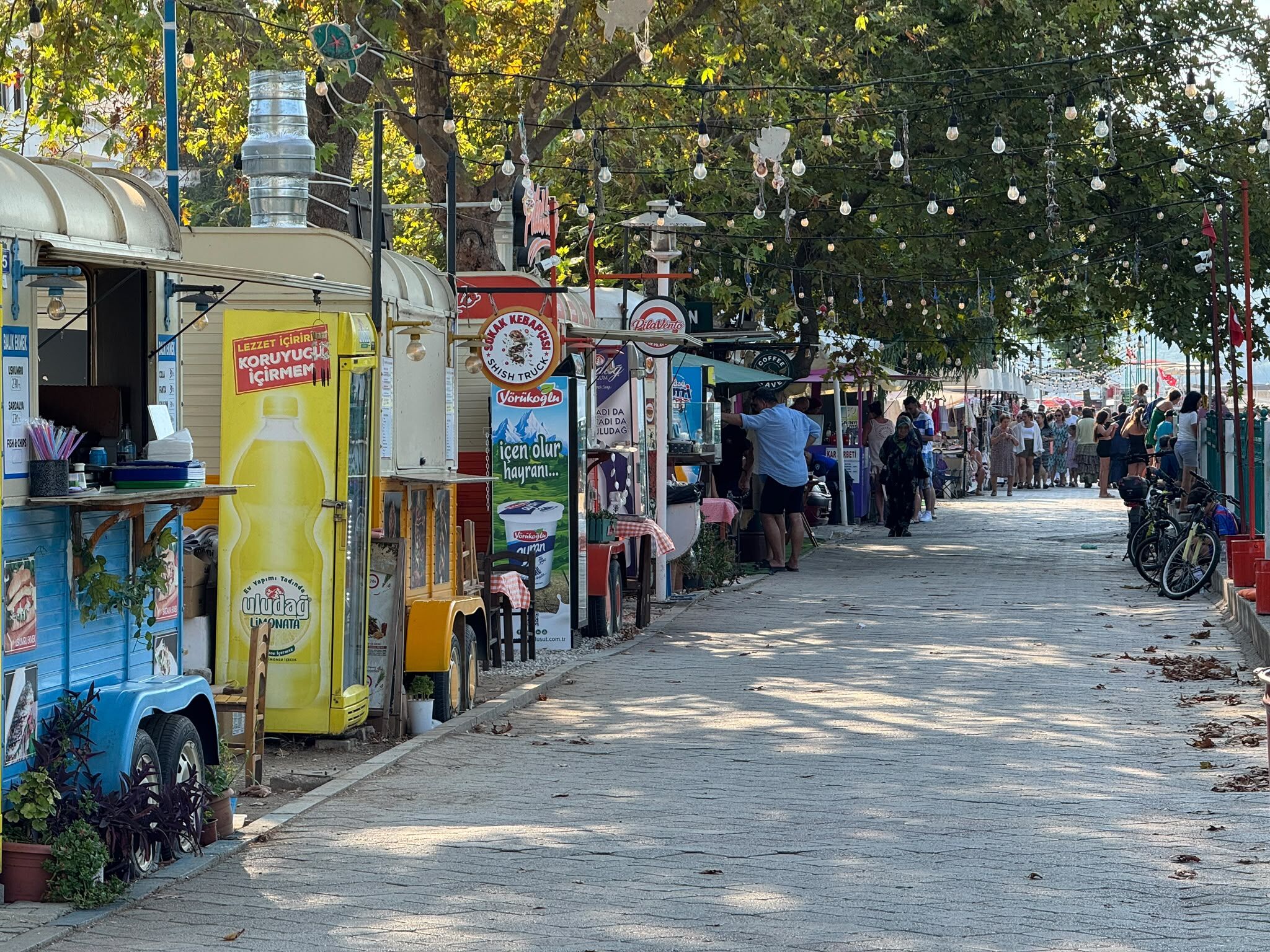 Fethiye'de "Lezzet Sokağı"na Kaldırım İşgali Denetimi