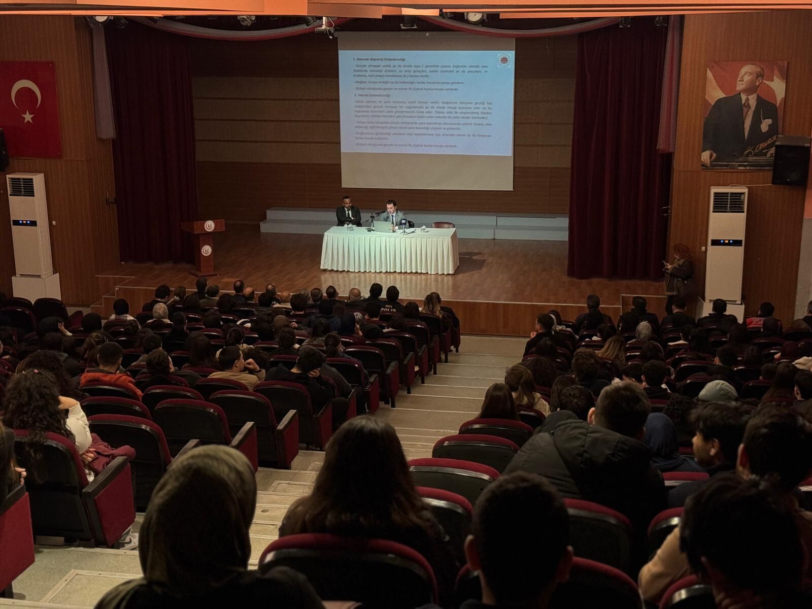 Fethiye’de Lise Öğrencilerine Bilişim Yoluyla Dolandırıcılık Semineri