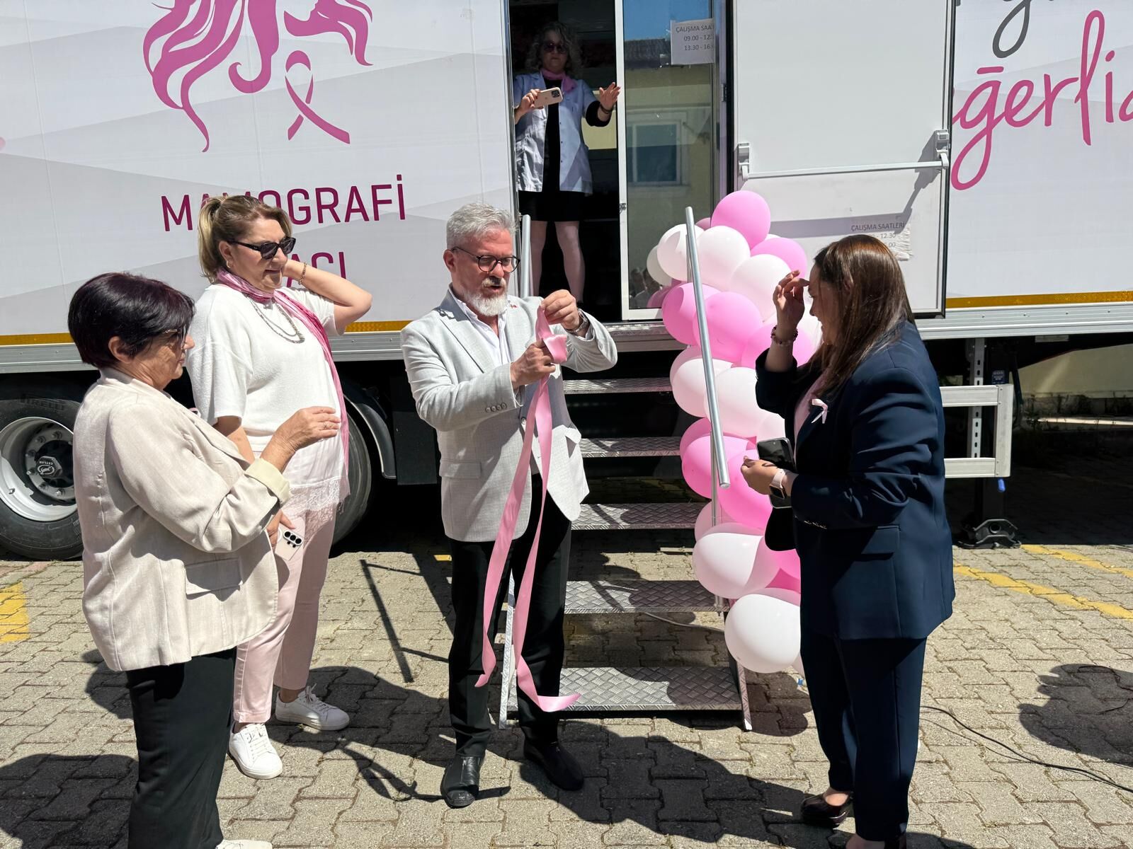 Fethiye’de Mobil Kanser Tarama Aracı Hizmete Başladı