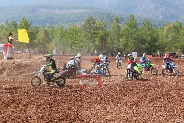 Fethiye'de Motokros Heyecanı