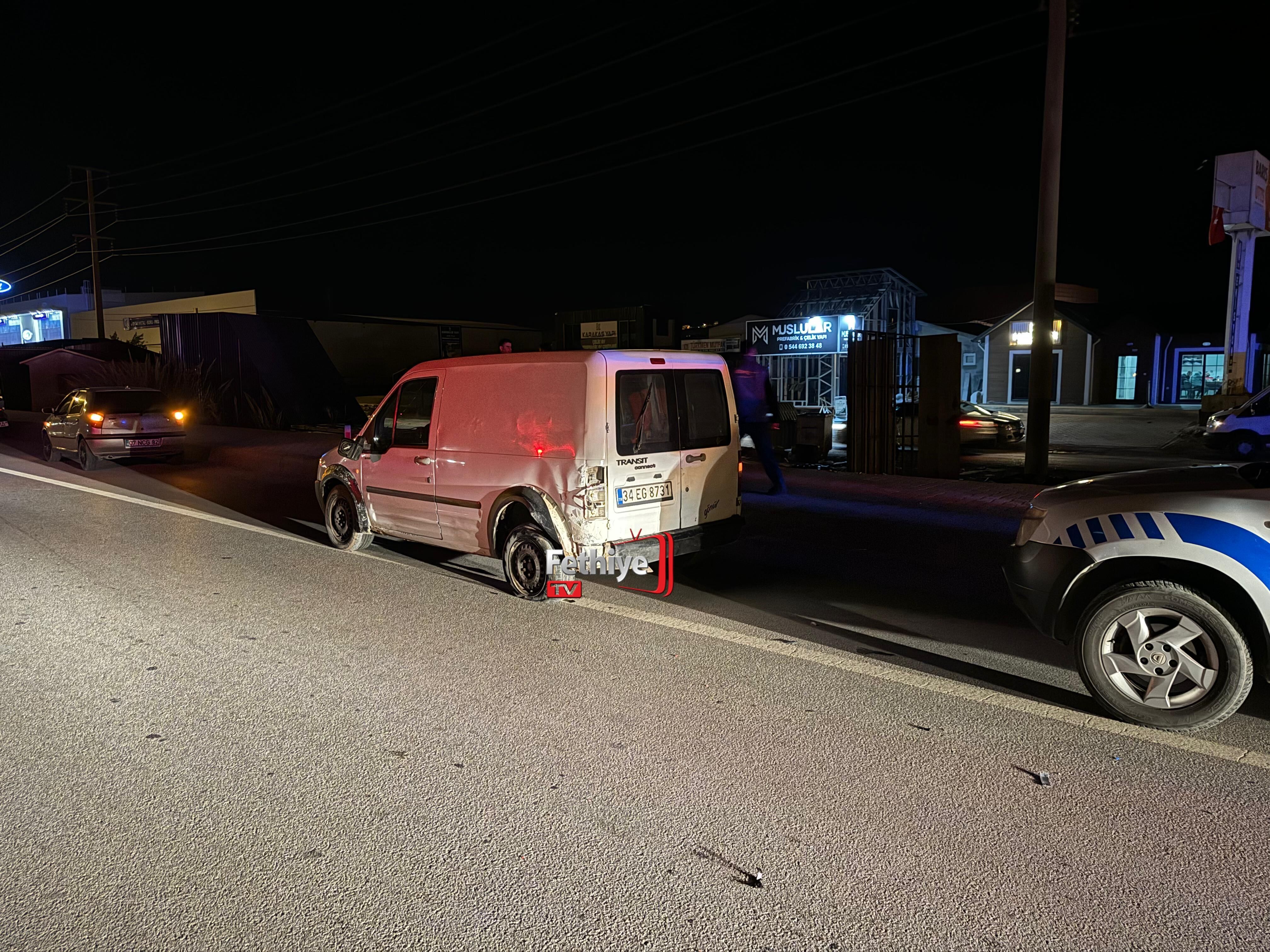 Fethiye’de Motosiklet ile Kamyonet Çarpıştı; 1 Yaralı