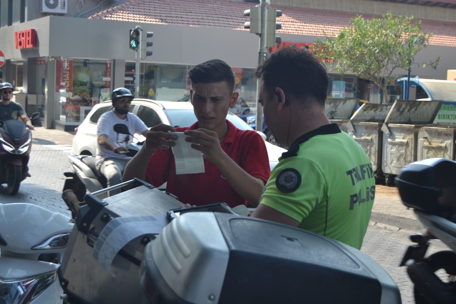 Fethiye'de Motosiklet Sürücülerine Yönelik Denetimler Sürüyor