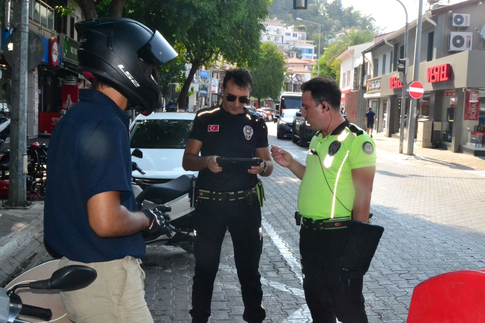 Fethiye'de Motosiklet Sürücülerine Yönelik Denetimler Sürüyor